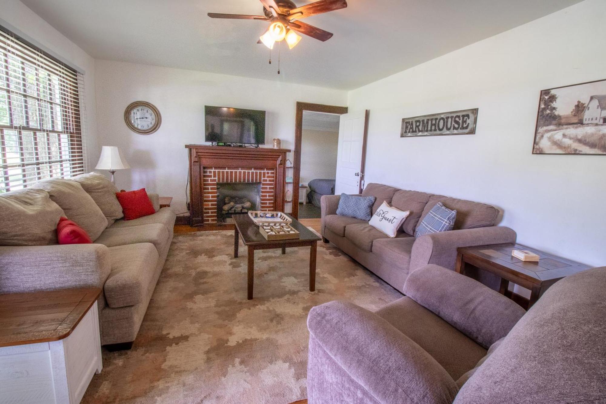 Kozy Haven Log Cabin Rentals Columbia Exterior photo