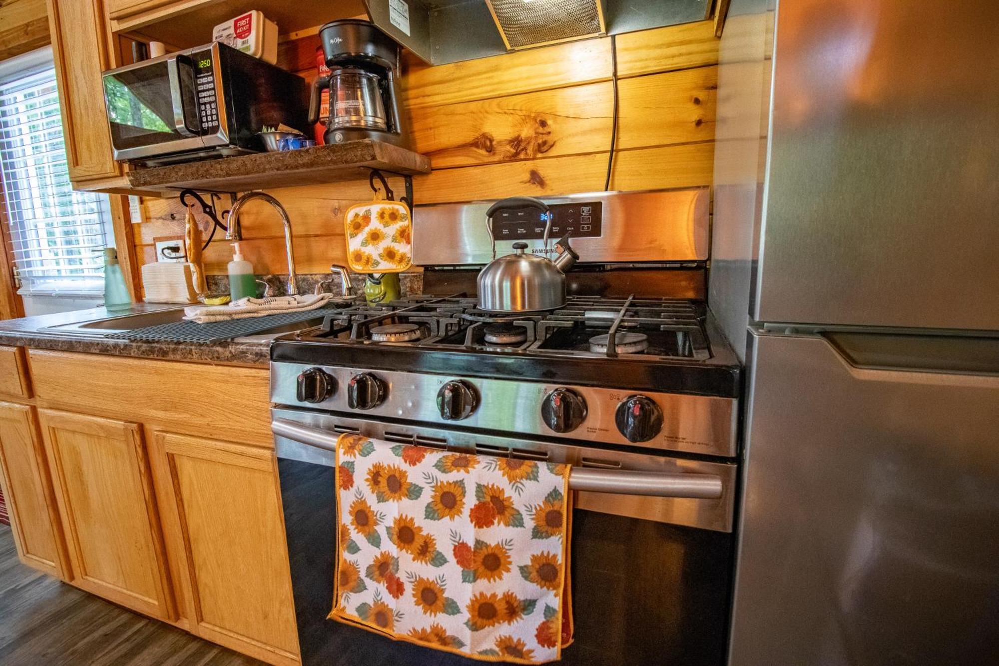 Kozy Haven Log Cabin Rentals Columbia Exterior photo